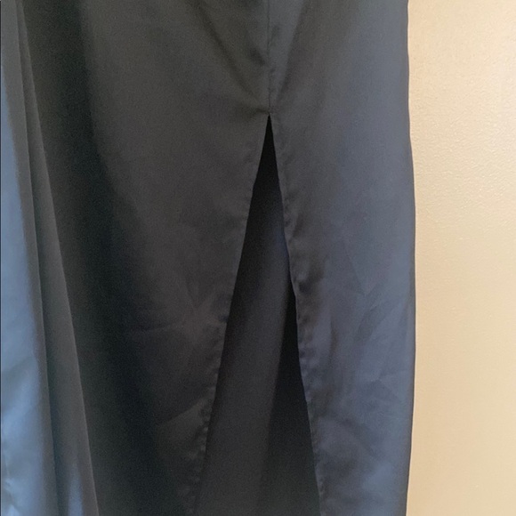 A New Day Black slip - Picture 2 of 8